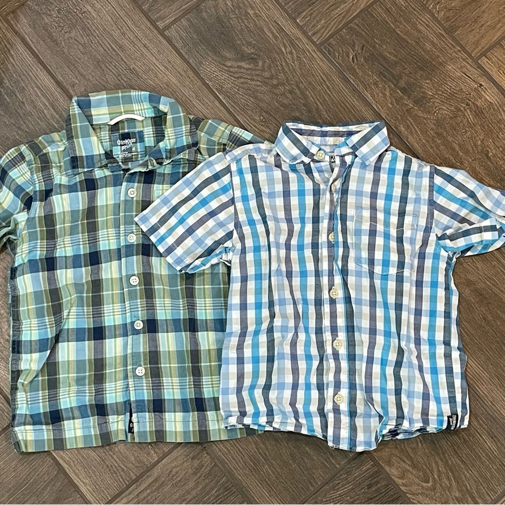 2 Oshkosh B’gosh Short Sleeve Button Down Shirts size 4